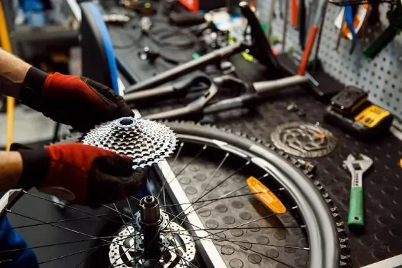Entretien de vélo à Vire Normandie